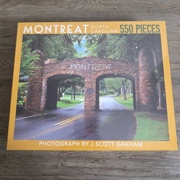 Montreat North Carolina 550 Piece Puzzle - Picture 3 of 4